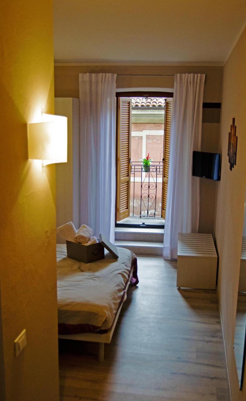 Hotel Residenza Lisy Verbania Exterior foto